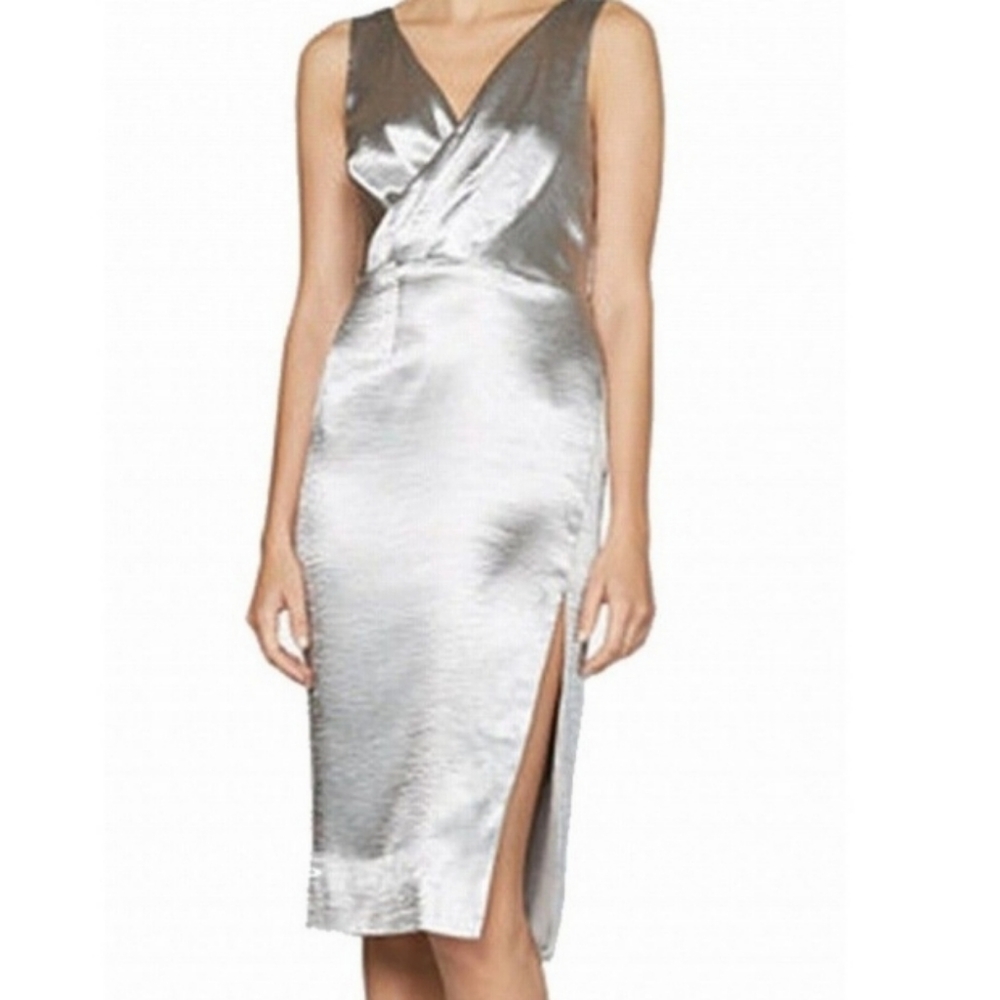 NWT Fame and Partners Metallic Silver Sheath Above Knee Cocktail Dress Size 0